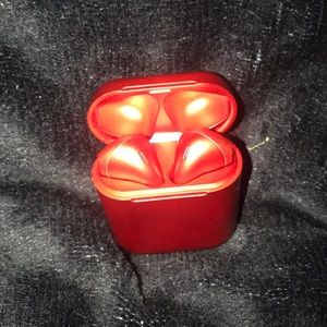 Air pods (red)